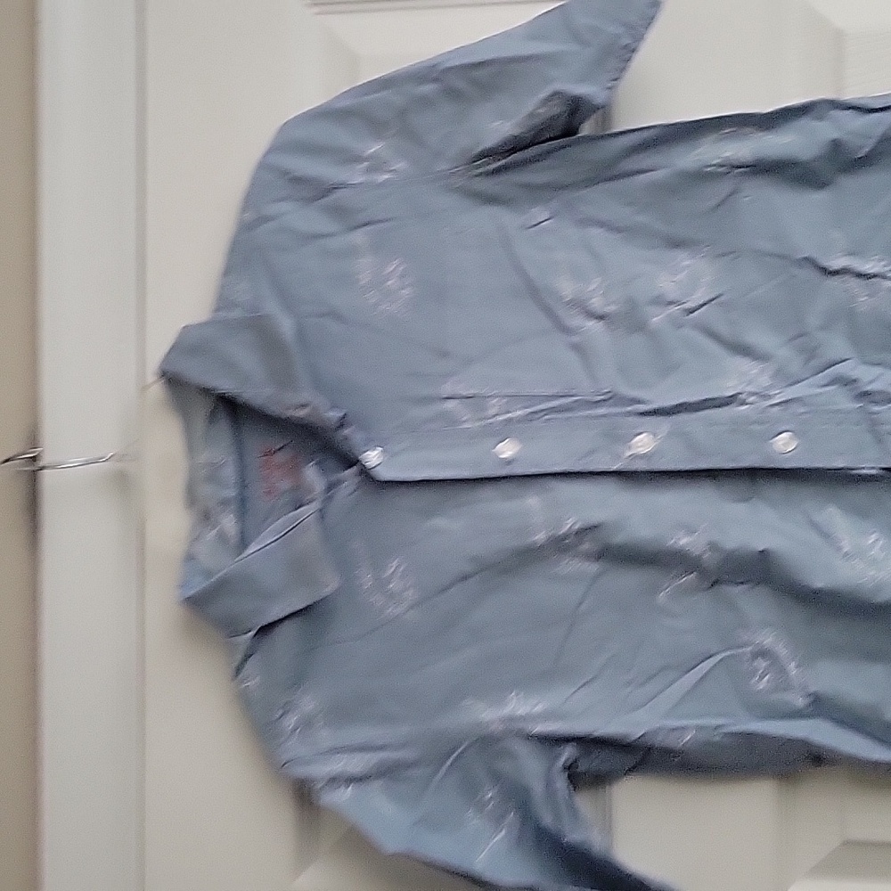 Cat & Jack Boy's Button Up Short Sleeve Shirt - Picture 3 of 11